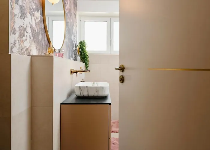 S Design Apartment *